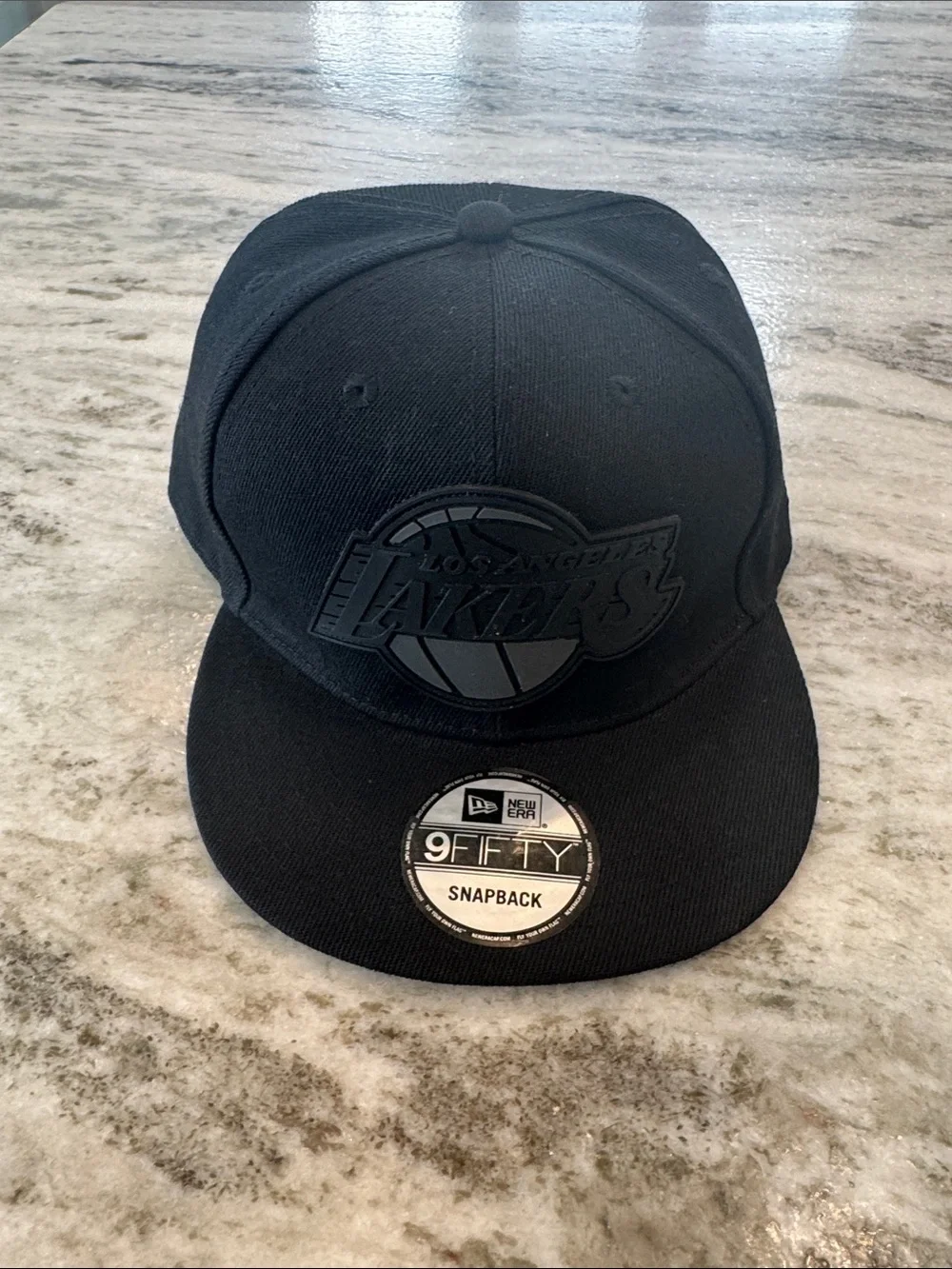 New Era 9Fifty Los Angeles Lakers Blacked Out Logo SnapBack Cap Hat Sports Team
